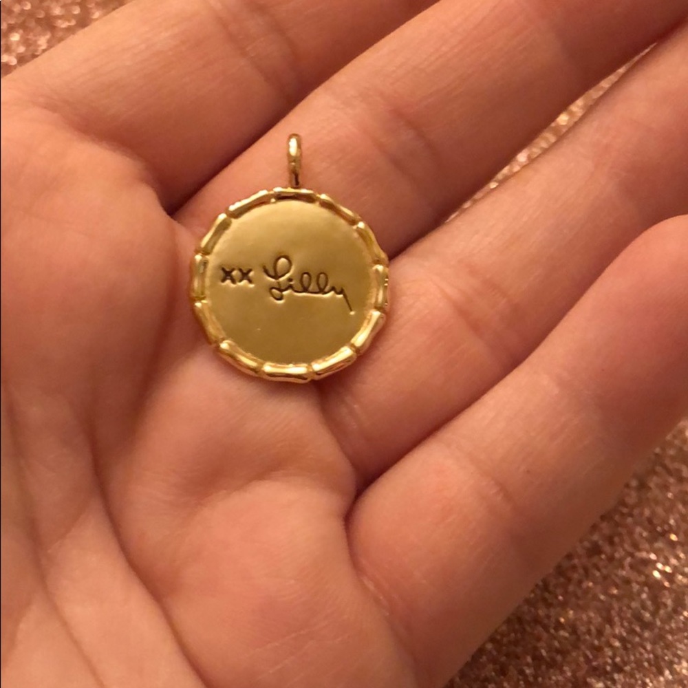 The Pink Retreat charm: Lilly & other side TPR ‘19